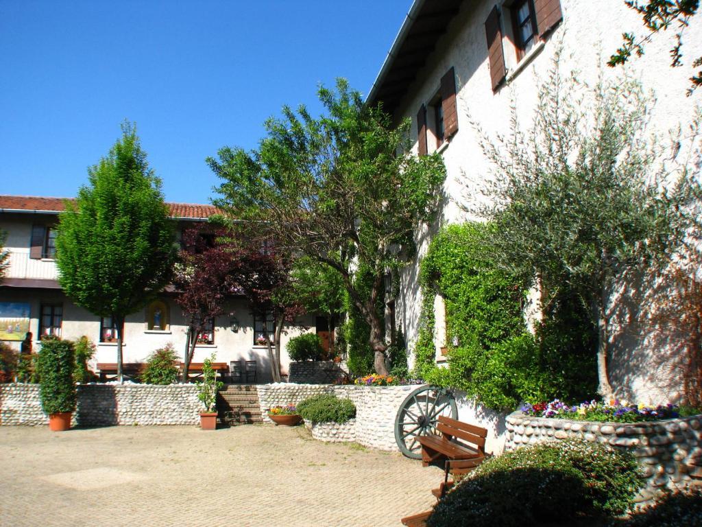 Agriturismo Cassinazza Orsenigo Exterior foto